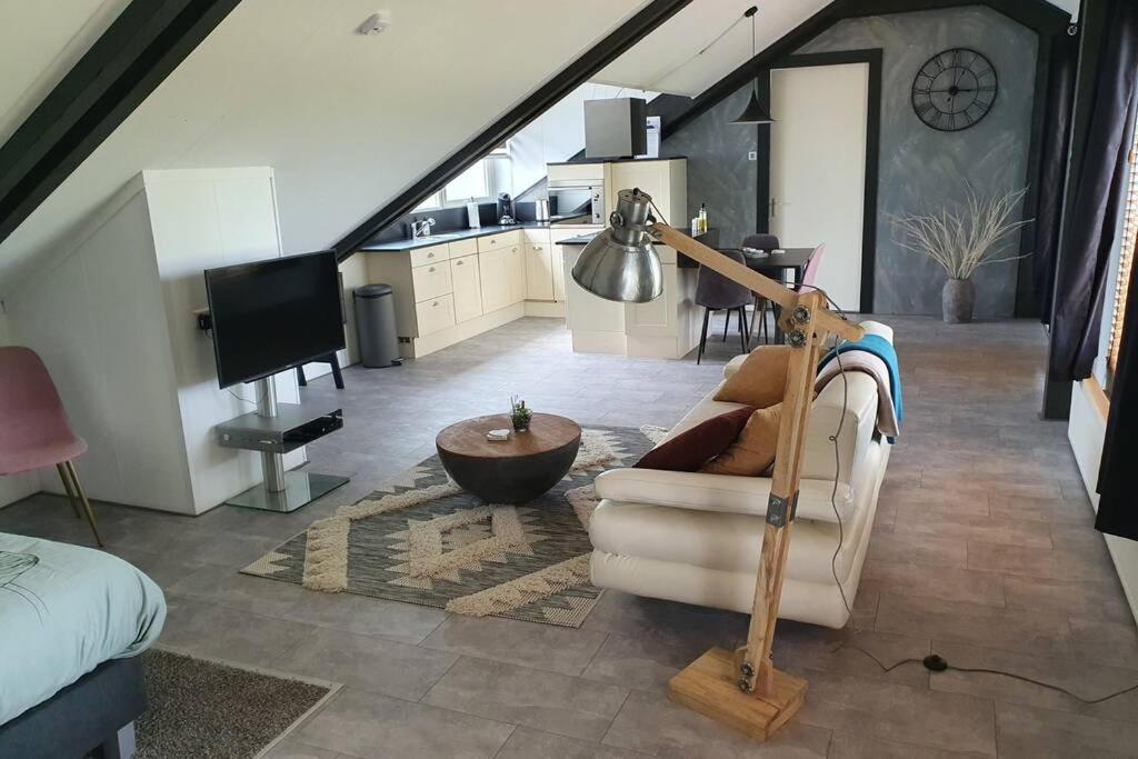 De Wijk Vrijstaand / Landelijk Appartement Met Uitzicht! מראה חיצוני תמונה